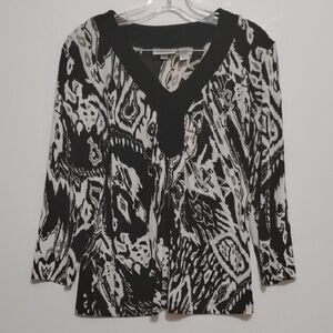 CHICO's Monochrome Abstract Blouse Black & White  V-neck 95%Acetate 5%Spandex 1
